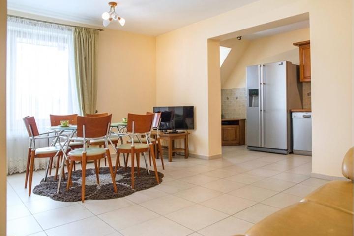 Apartamenty Sun & Snow Centrum Zakopane Rum bild